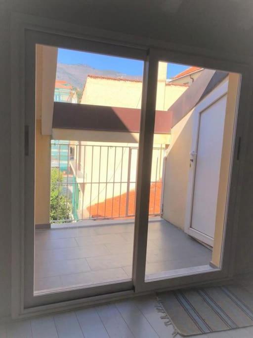 Budello Di Alassio, Ampio Appartamento Con Box מראה חיצוני תמונה